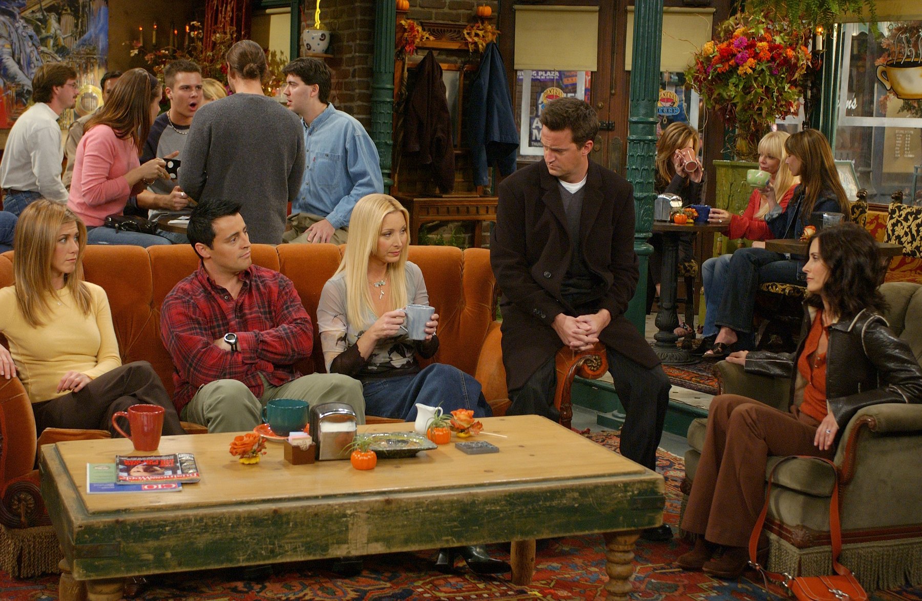 Friends : quel personnage a bu le plus de café au Central Perk ?