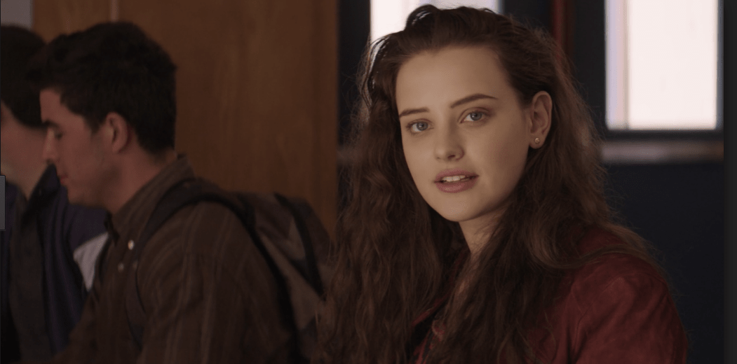 13 Reasons Why : Katherine Langford défend la scène du suicide d&rsquo;Hannah