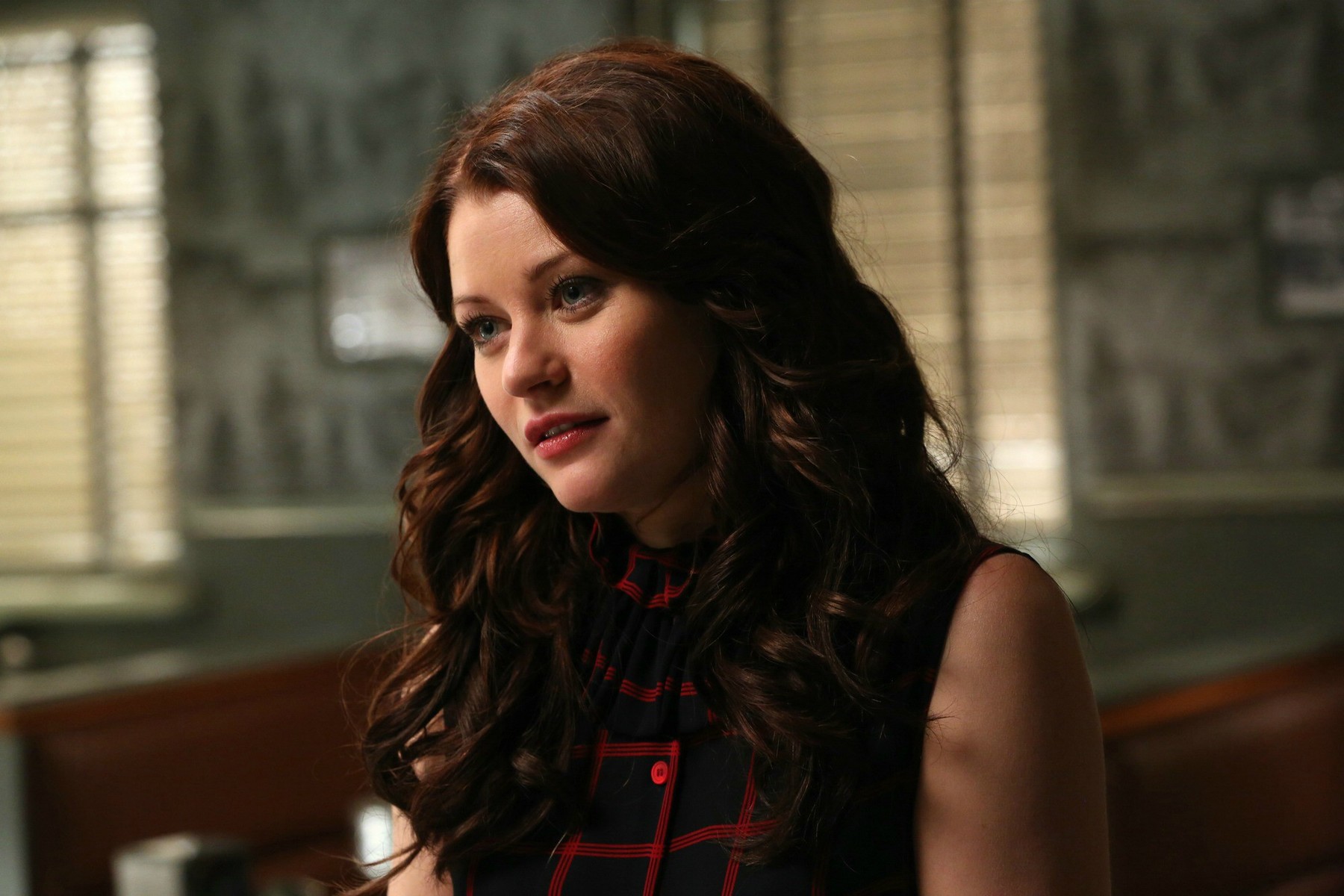 Once Upon a Time : Belle fera une apparition dans la saison 7 !