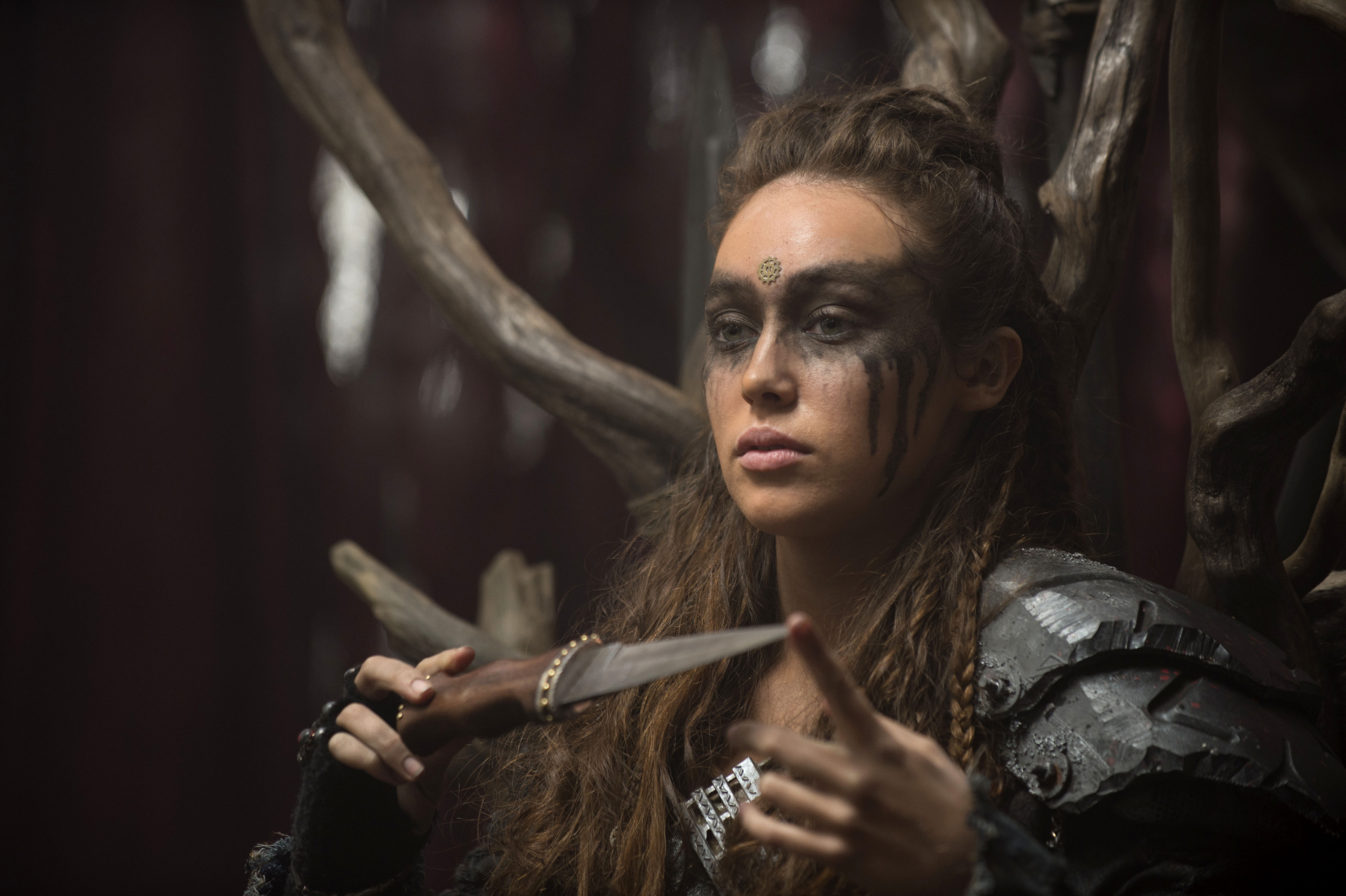 Alycia Debnam-Carey : 3 choses à savoir sur l&rsquo;interprète de Lexa dans The 100 !