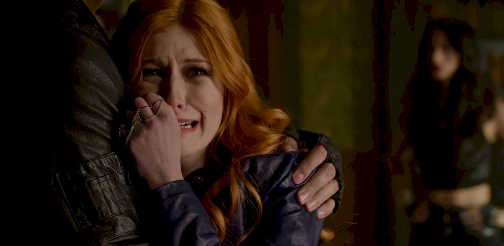 Shadowhunters saison 2 : « le final va anéantir les fans » selon Katherine McNamara