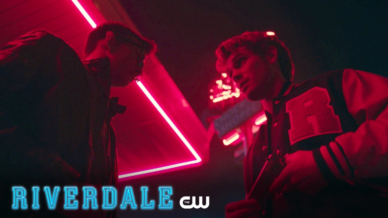 Riverdale saison 2 : une nouvelle bande-annonce hyper intense pour Archie