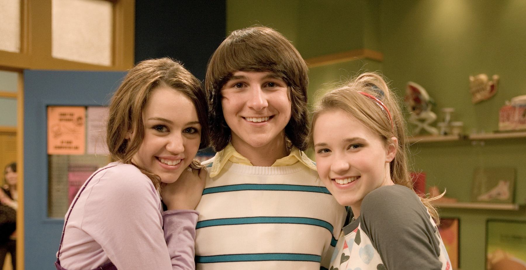 Hannah Montana : Mitchel Musso se moque de son look dans la série