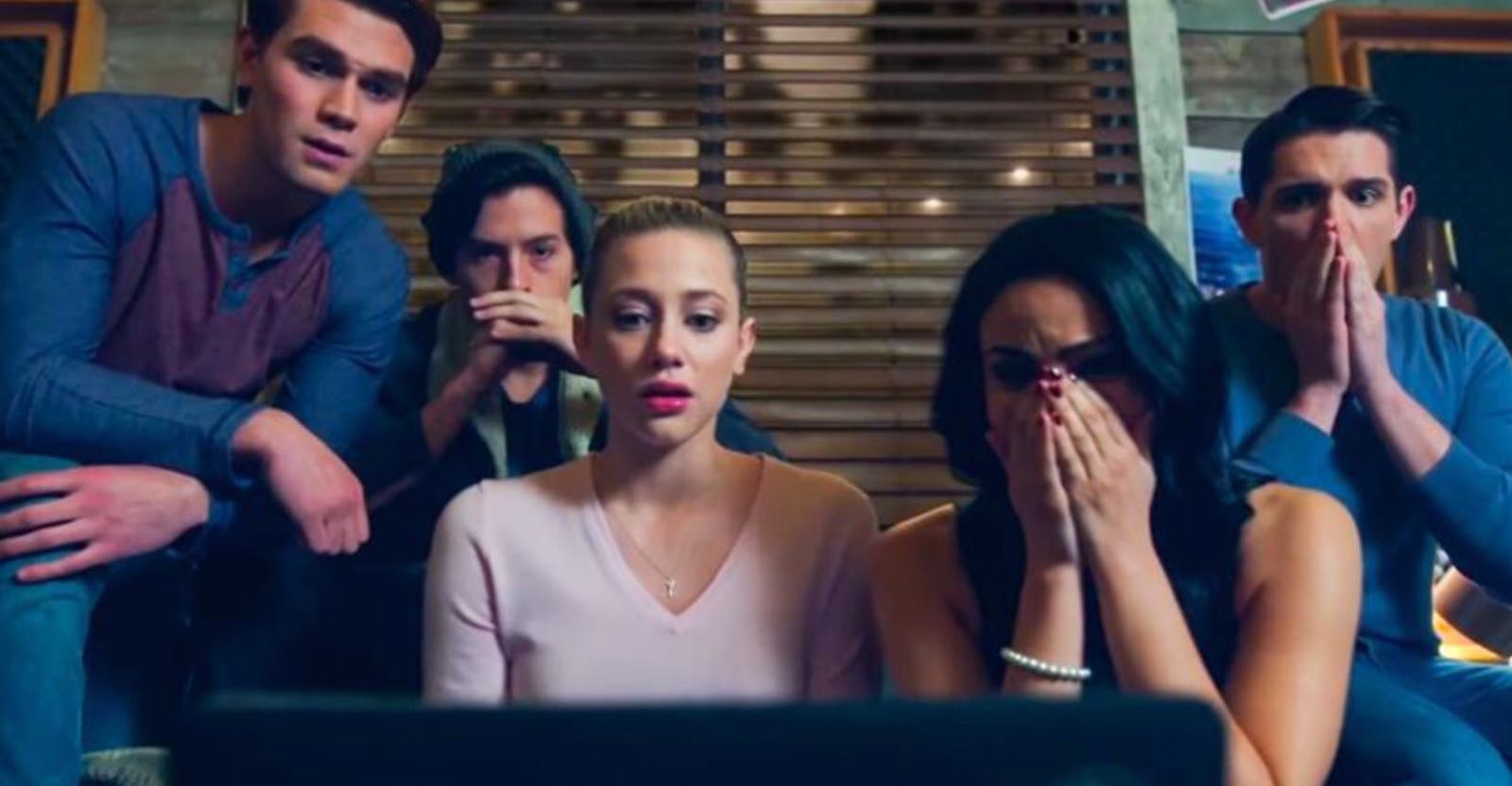 Riverdale : des indices sur la saison 2 étaient cachés dès le début !