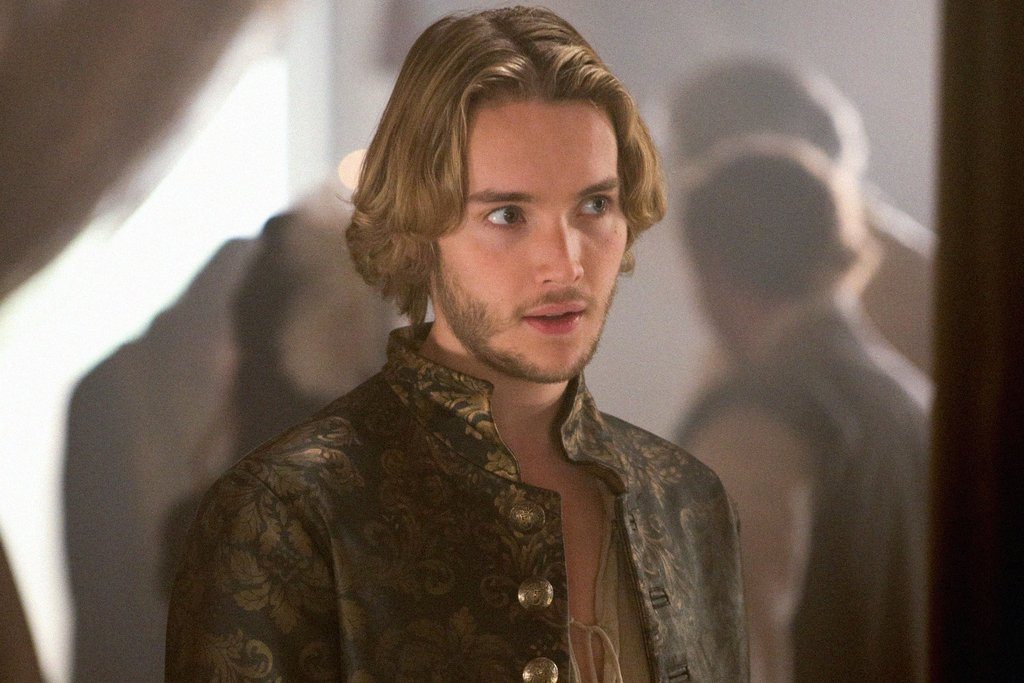 Reign : Toby Regbo (Francis) à Paris pour rencontrer ses fans