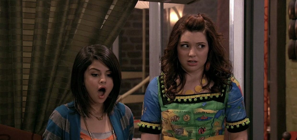 Comment a réagi Selena Gomez devant la première des Sorciers de Waverly Place ?