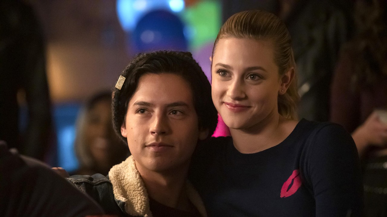 Cole Sprouse &#038; Lili Reinhart, Riverdale : comment Bughead est devenu l&rsquo;un des couples préférés des fans