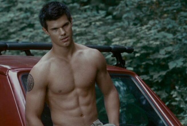 Twilight : pourquoi Jacob ne porte-t-il jamais de t-shirt ?