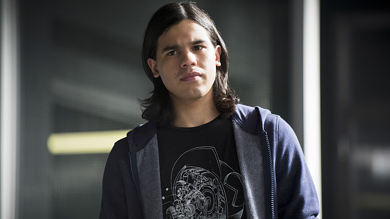 The Flash : est-ce la dernière saison pour Cisco ? La folle rumeur du départ de Carlos Valdes