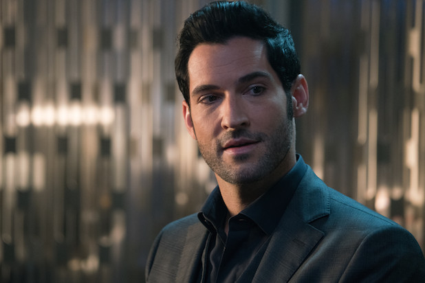 Lucifer : Tom Ellis aimerait chanter CETTE chanson dans la série