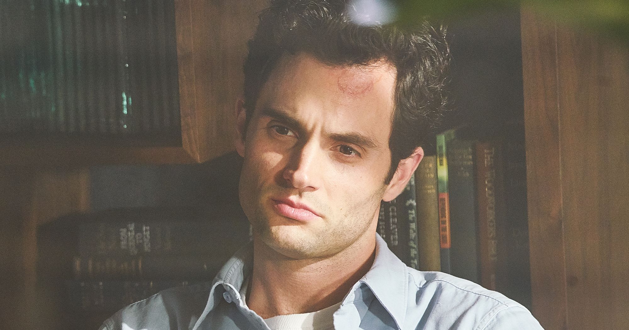 Pourquoi Penn Badgley regrette (vraiment) d&rsquo;avoir clashé Gossip Girl