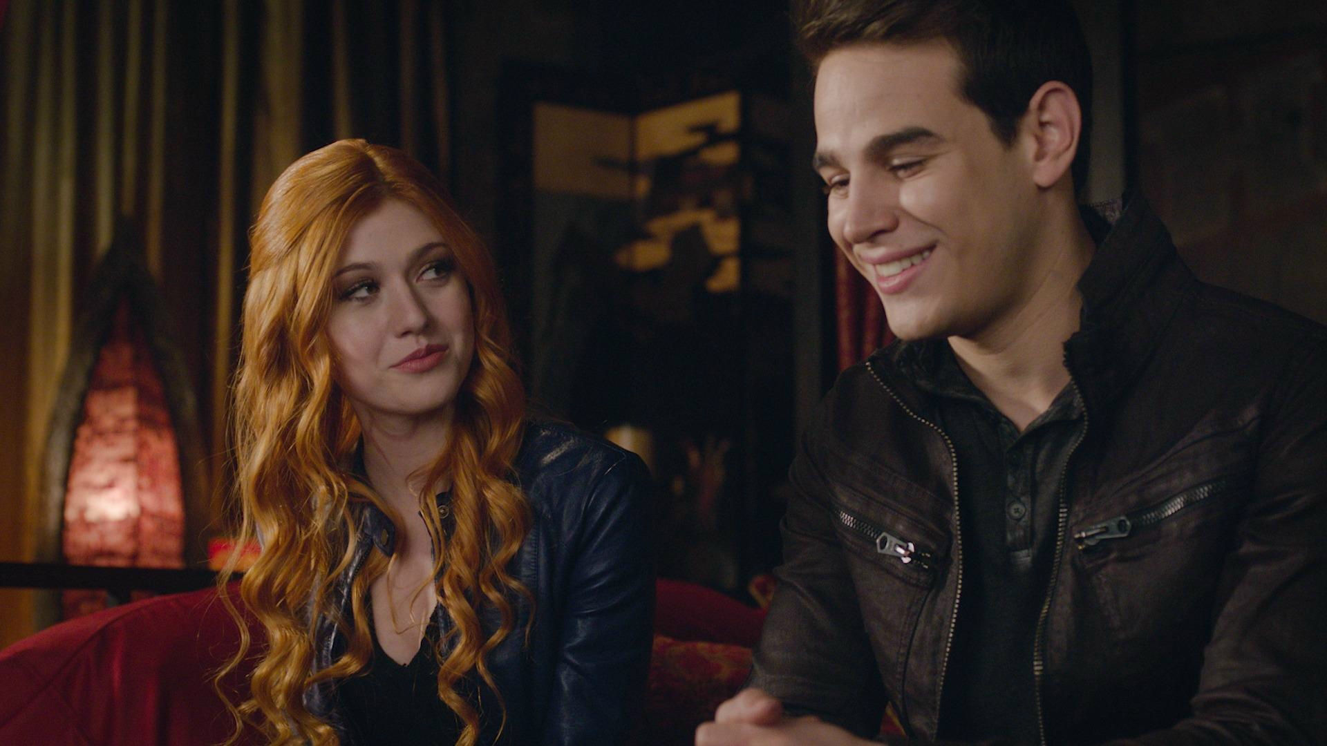 Shadowhunters : les fans des livres vont adorer la fin, selon Katherine McNamara