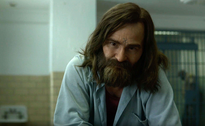 Mindhunter : la série dévoile son terrifiant Charles Manson et les fans n&rsquo;en reviennent pas