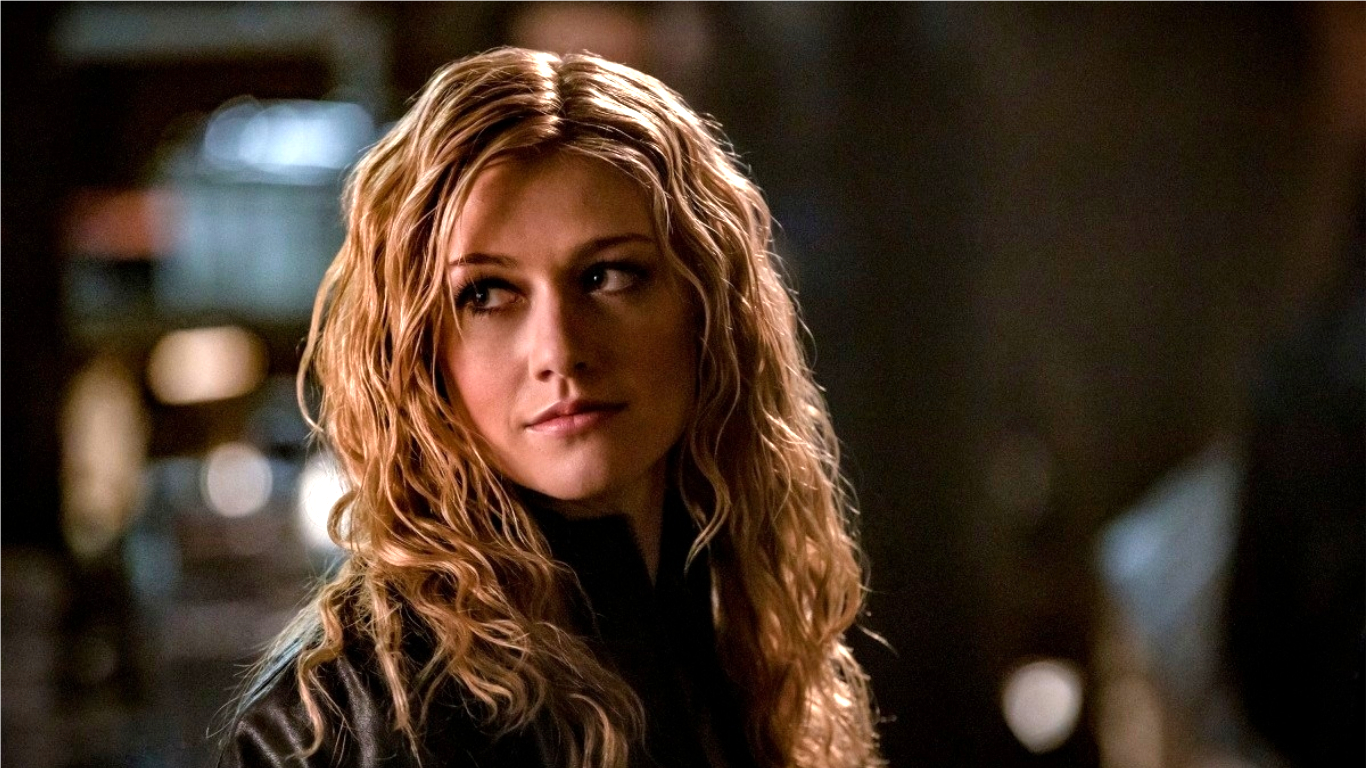 Arrow : un spin-off avec Katherine McNamara est en préparation