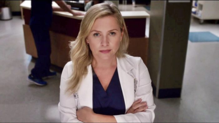 Grey’s Anatomy : pourquoi les fans sont persuadés qu’Arizona va revenir dans la saison 17