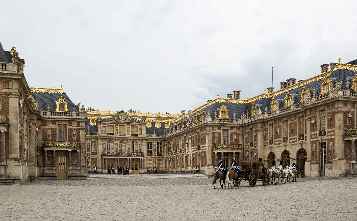 Après Versailles, CANAL+ prépare une série sur Marie-Antoinette