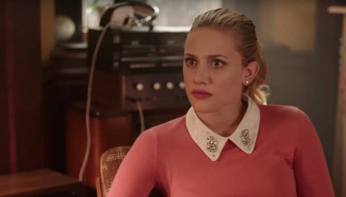 Riverdale : Lili Reinhart pousse un coup de gueule contre les applis de retouches photos