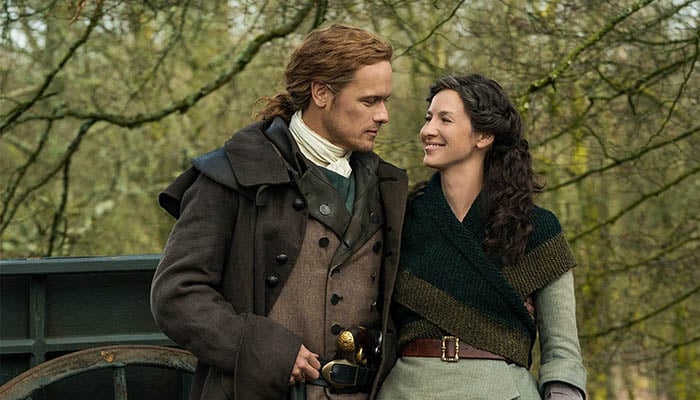 Outlander saison 5 : Sam Heughan promet que le couple Jamie et Claire est toujours le plus sexy