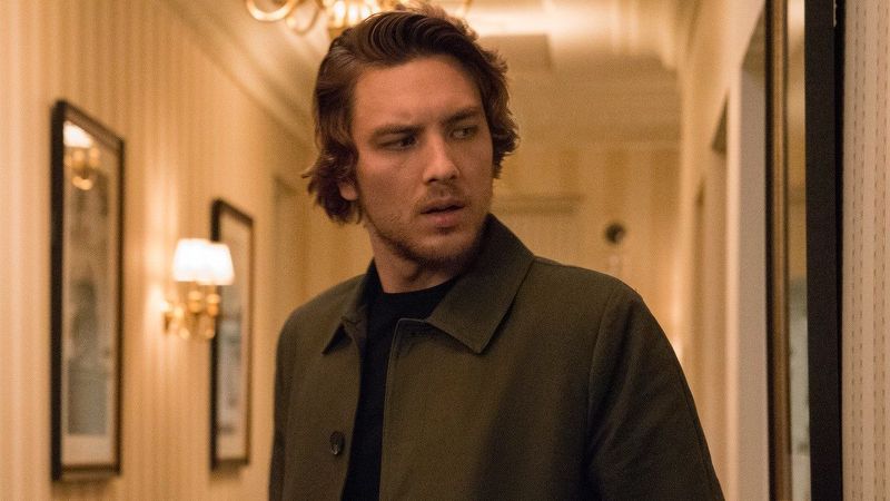 American Horror Story : 10 fans fascinés par Cody Fern (Michael Langdon) dans Apocalypse