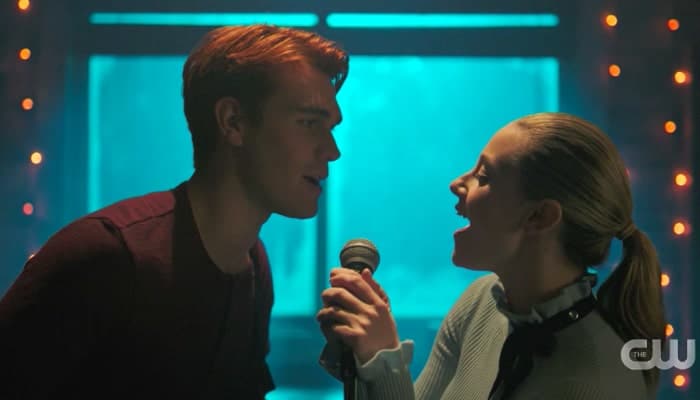 Riverdale : pourquoi un couple Archie/Betty serait la meilleure chose pour la saison 4