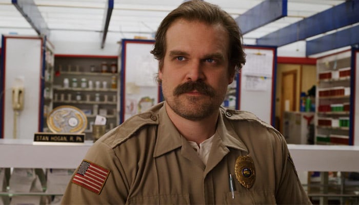 Stranger Things saison 4 : attendez-vous à une énorme révélation sur le passé de Hopper