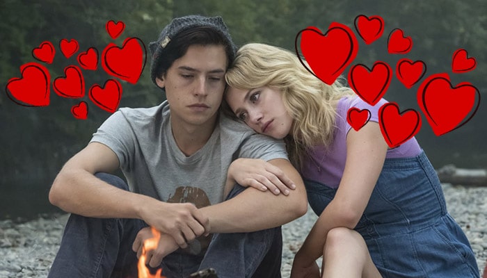 Riverdale : aviez-vous remarqué ce détail adorable sur Betty et Jughead ?