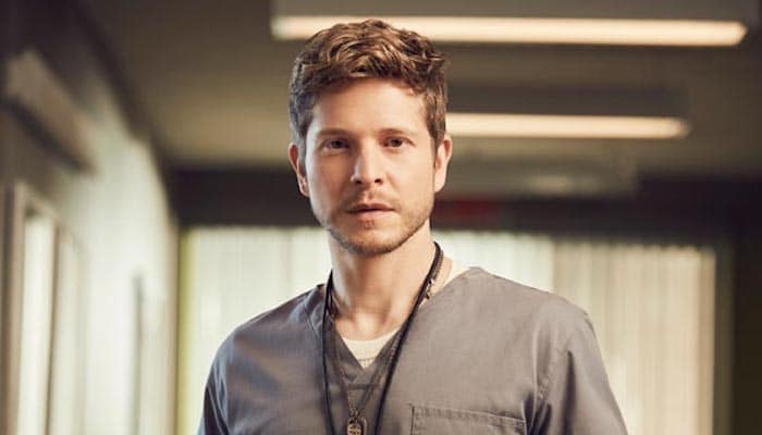 The Resident : 5 choses qui prouvent que Conrad s’est fait voler la vedette