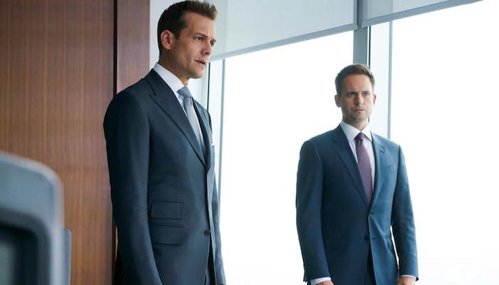 Suits saison 7 : il va falloir sortir les mouchoirs pour les départs de Mike et Rachel selon Sarah Rafferty (EXCLU)