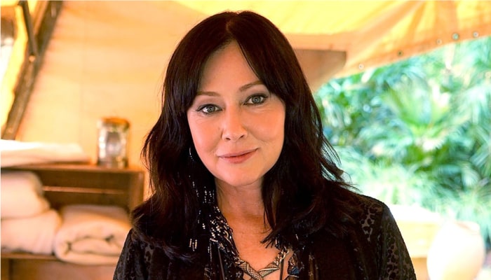 Shannen Doherty se livre avec émotion sur son cancer et &lsquo;n’abandonne pas&rsquo;