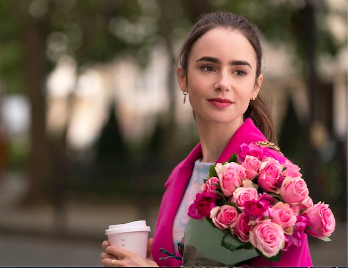 Emily in Paris : Lily Collins avoue que les critiques étaient « très décourageantes »