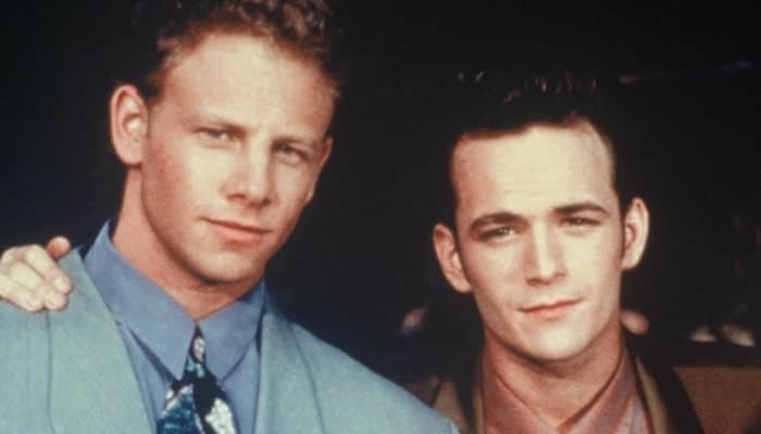 Beverly Hills 90210 : Ian Ziering a fondu en larmes à cause de Luke Perry lors du tournage du revival