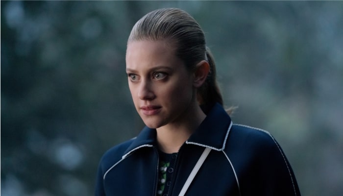 Riverdale : Lili Reinhart en a marre que l&rsquo;on juge son corps