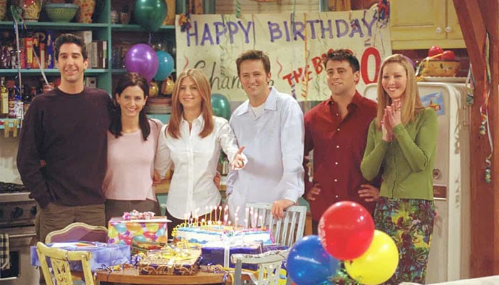 Friends : quel âge auraient Rachel, Ross, Chandler et les autres personnages aujourd&rsquo;hui ?