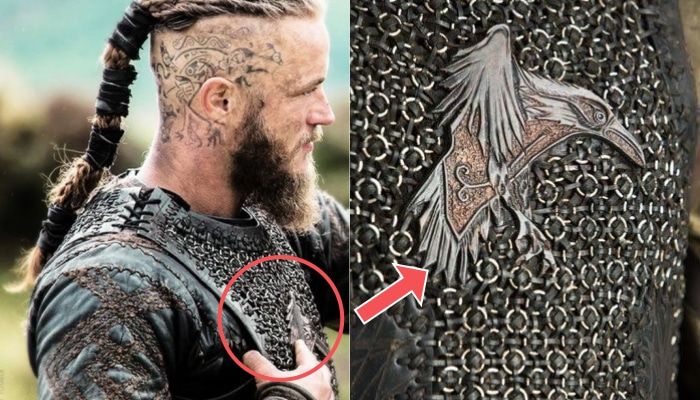 ragnar porte toujours un corbeau dans vikings