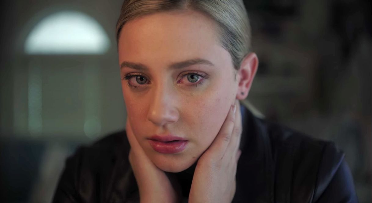 Riverdale : Lili Reinhart, « Je vais devoir me raser la tête à la fin de la série »