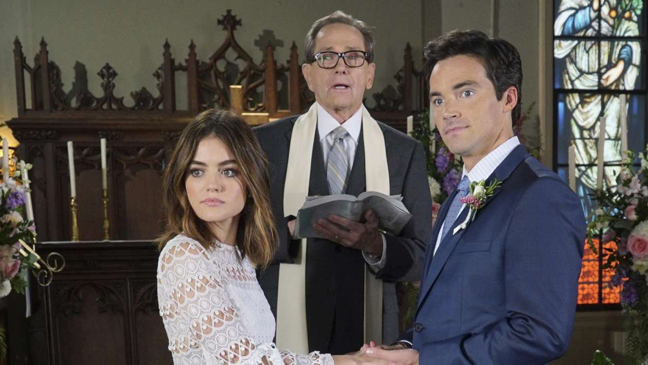 Pretty Little Liars : Lucy Hale révèle ce qu’elle pense vraiment du couple Aria/Ezra