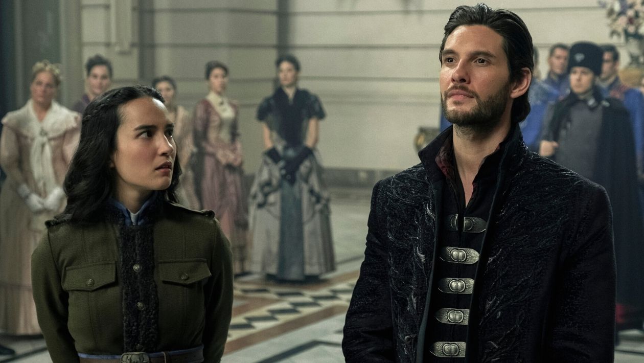 Shadow and Bone : Ben Barnes trouve la relation entre Alina et le Darkling « problématique »