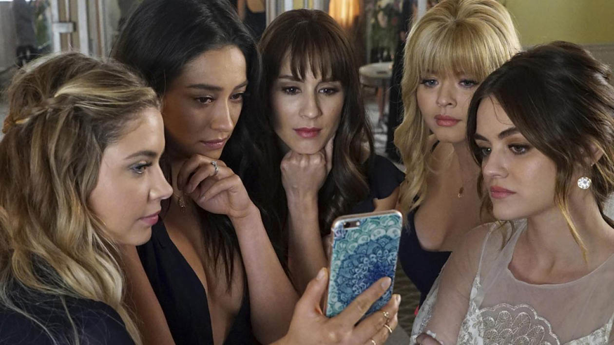 Pretty Little Liars : 10 intrigues de la série qui n’ont servi à rien