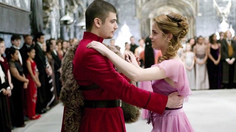 Harry Potter : arrêtez-tout, on peut participer à un bal de Noël comme dans la saga