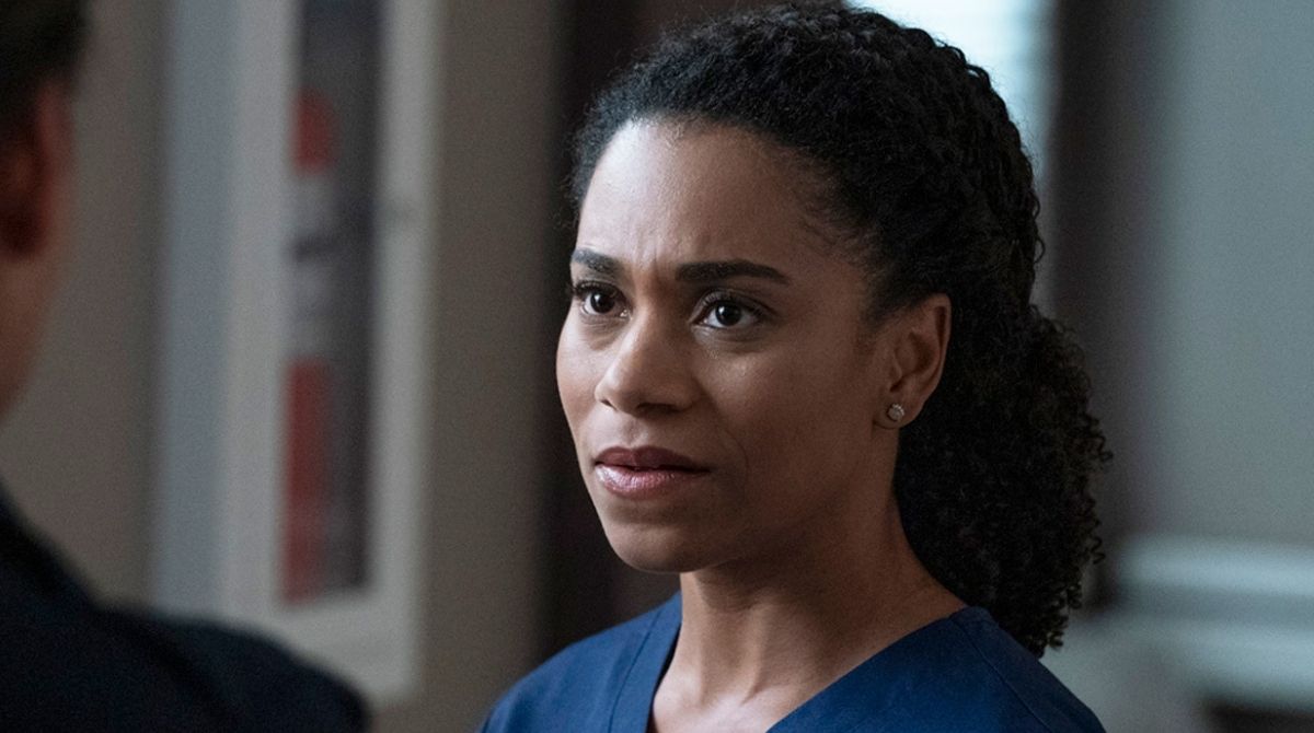 Grey&rsquo;s Anatomy : Kelly McCreary (Maggie) quitte la série après 9 saisons