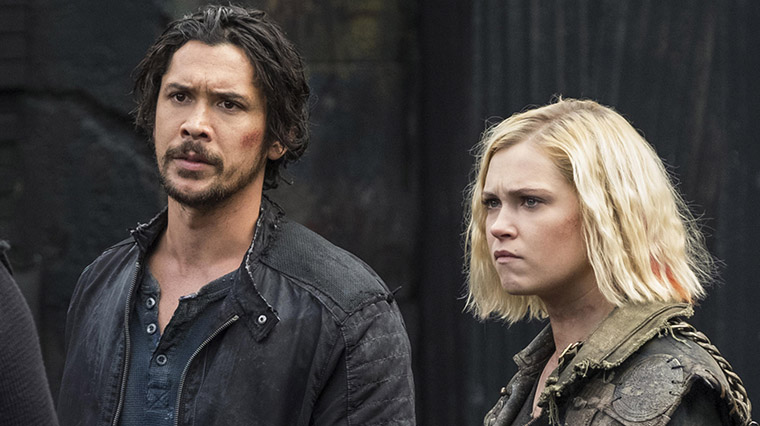 The 100 : Eliza Taylor et Bob Morley attendent leur premier enfant