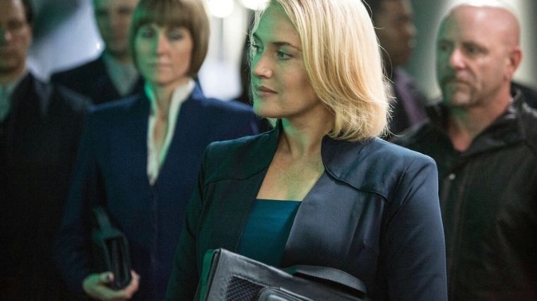 Divergente : comment la grossesse de Kate Winslet a été cachée dans le film