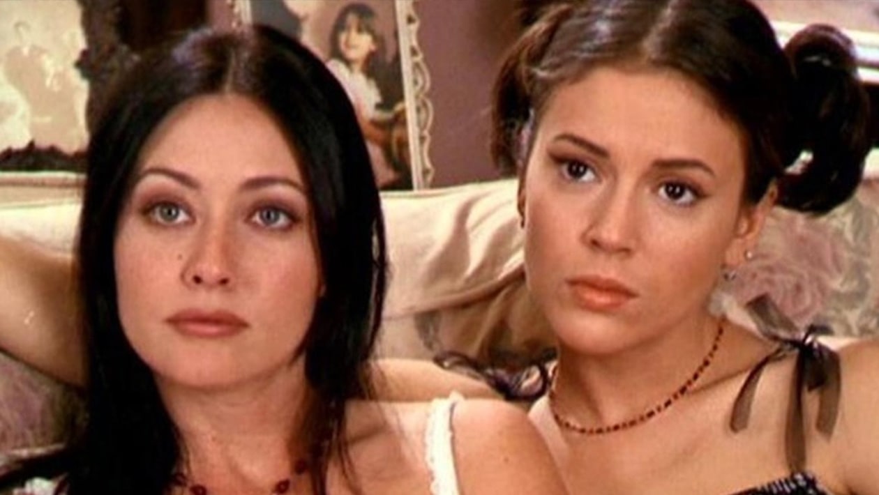 Mort de Shannen Doherty : Alyssa Milano rend hommage à sa partenaire dans Charmed malgré leur « relation compliquée »