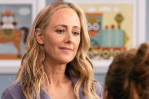 Grey’s Anatomy : Kim Raver (Teddy) de retour dans la saison 19 ? Elle répond