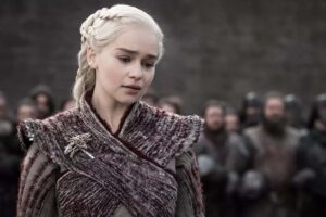 Game of Thrones : Emilia Clarke évoque un miracle après ses deux ruptures d&rsquo;anévrisme