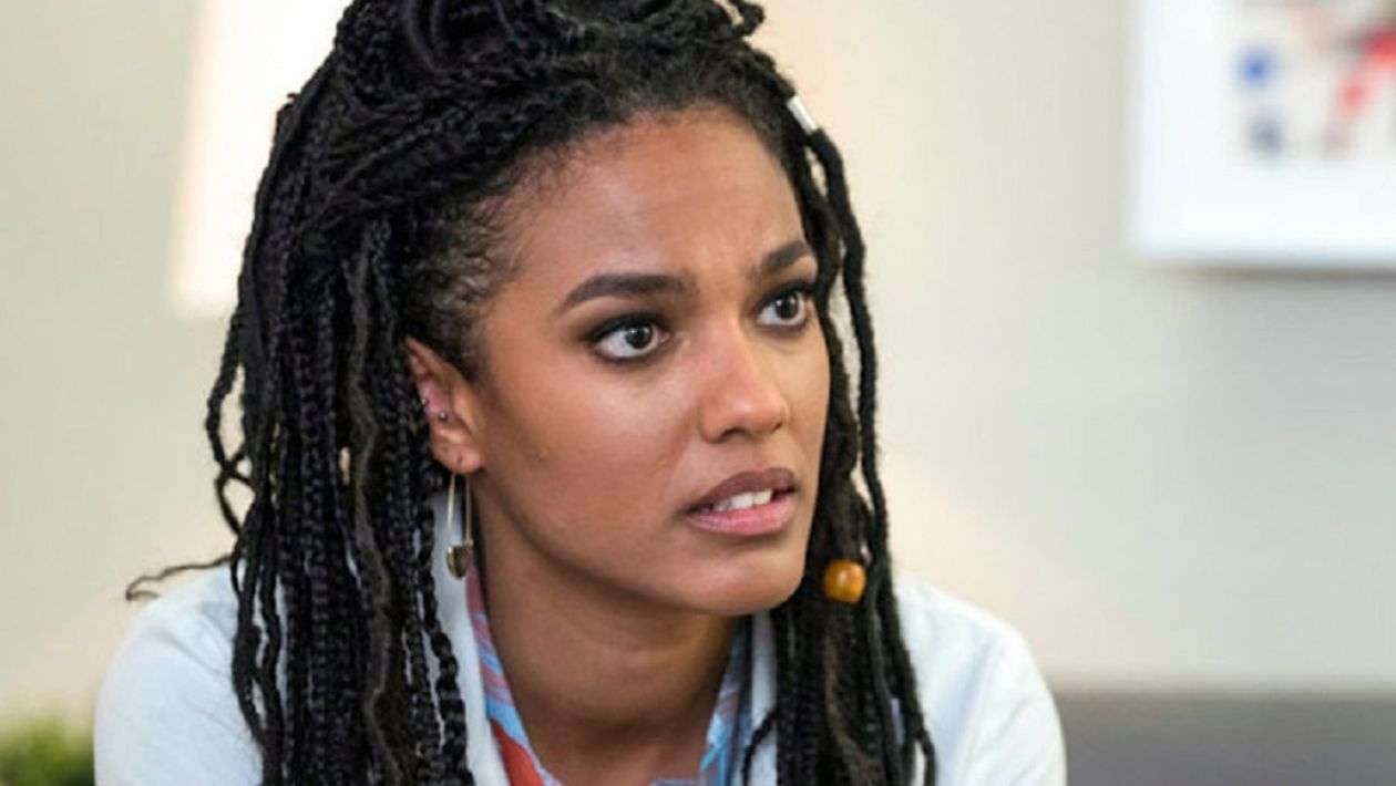 New Amsterdam : Freema Agyeman quitte la série à l’aube de la saison 5