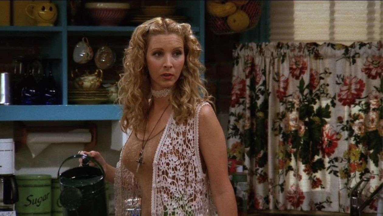 Friends Lisa Kudrow Confie Avoir été Complexée Par Son Physique Pendant Le Tournage De La Série 7411