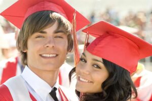 High School Musical : le film de réunion avec le casting original confirmé dans la saison 4 de la série