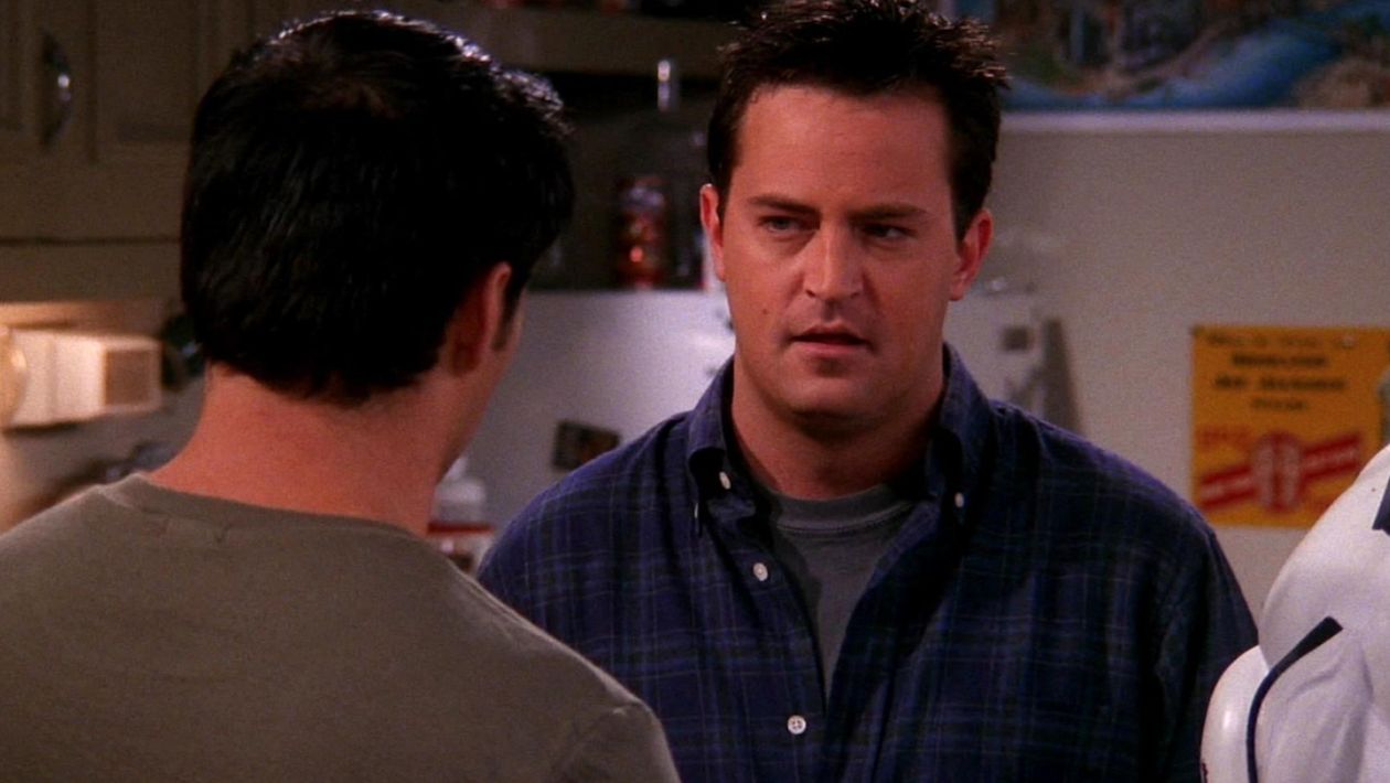 Friends : Matthew Perry s&rsquo;exprime sur ses changements physiques au fil des saisons