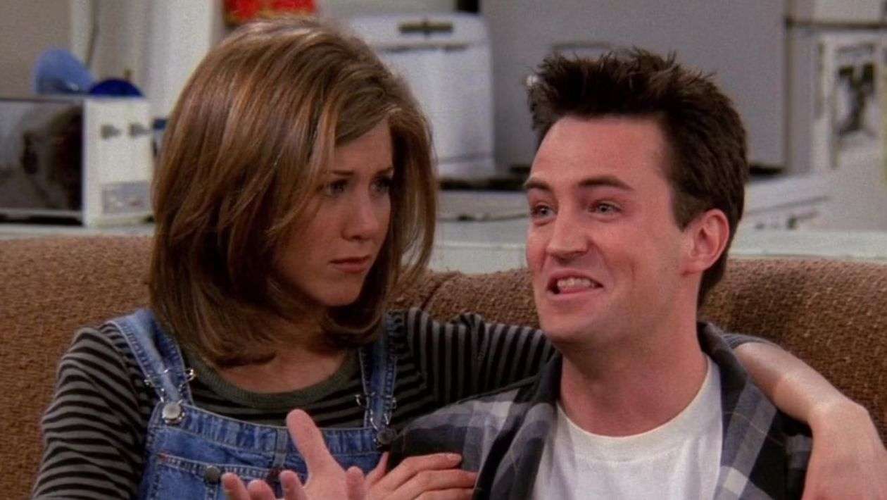 Friends : Matthew Perry révèle s&rsquo;être pris un rateau par Jennifer Aniston avant le début de la série